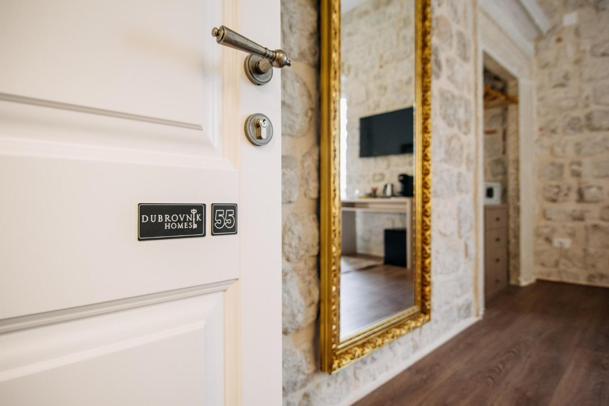 Central W Apartment & Rooms By Duhomes Dubrovnik Exteriör bild